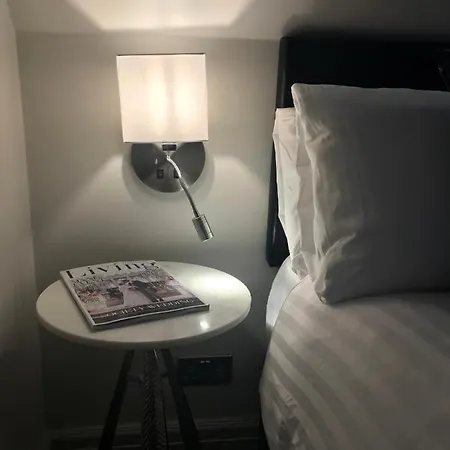 Couette-café Ashbourne House 4*