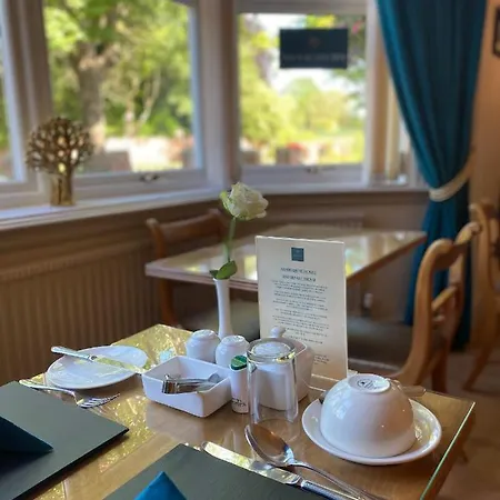 Ashbourne House يورك