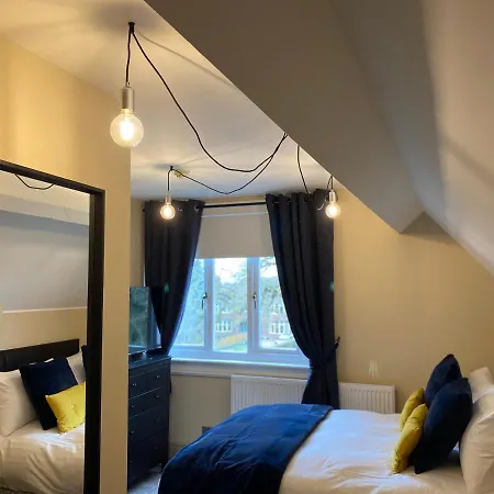 Ashbourne House Bed & Breakfast