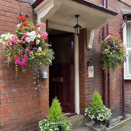Ashbourne House Panzió 4*