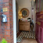 Bed & Breakfast Ashbourne House