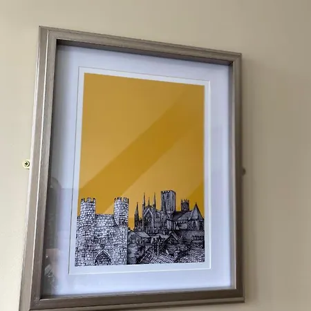 Ashbourne House 4* York